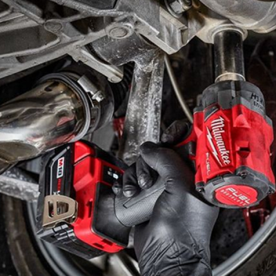 Milwaukee รุ่น M18 FIW2F38-0 บล็อกกระแทกไร้สาย 18 โวลต์ 3/8" (เครื่องเปล่า)